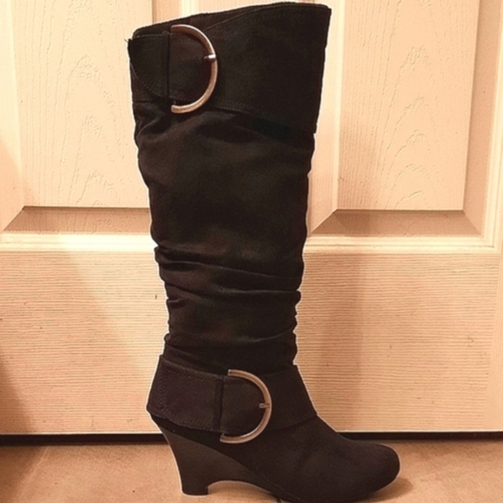 Women's "Lazy by Money" Boots SZ 8